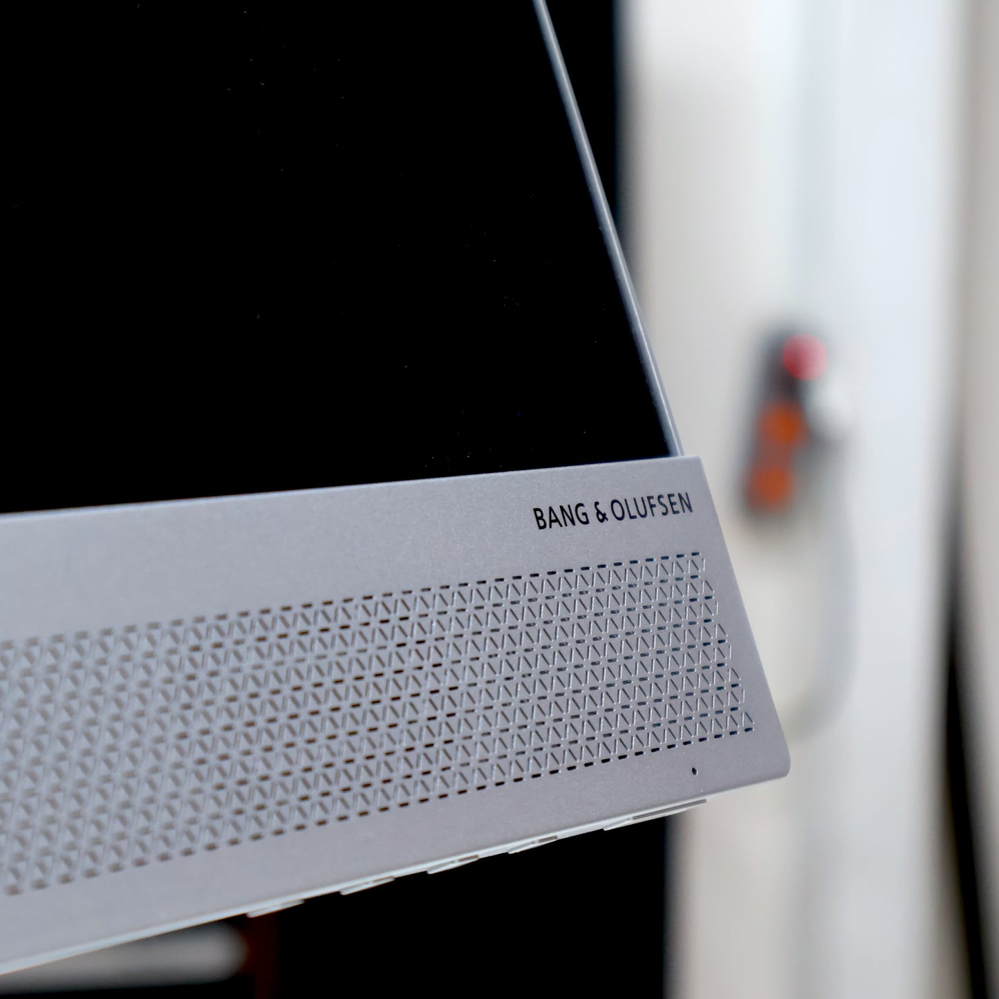 HP ELITEDISPLAY E243M CON CAMARA Y PARLANTES